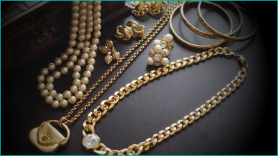 宝石、貴金属の画像